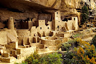 Colorado: Mesa Verde National Park, Cliff Palace (Anasazi ruins from mid 13th century) in cave under mesa